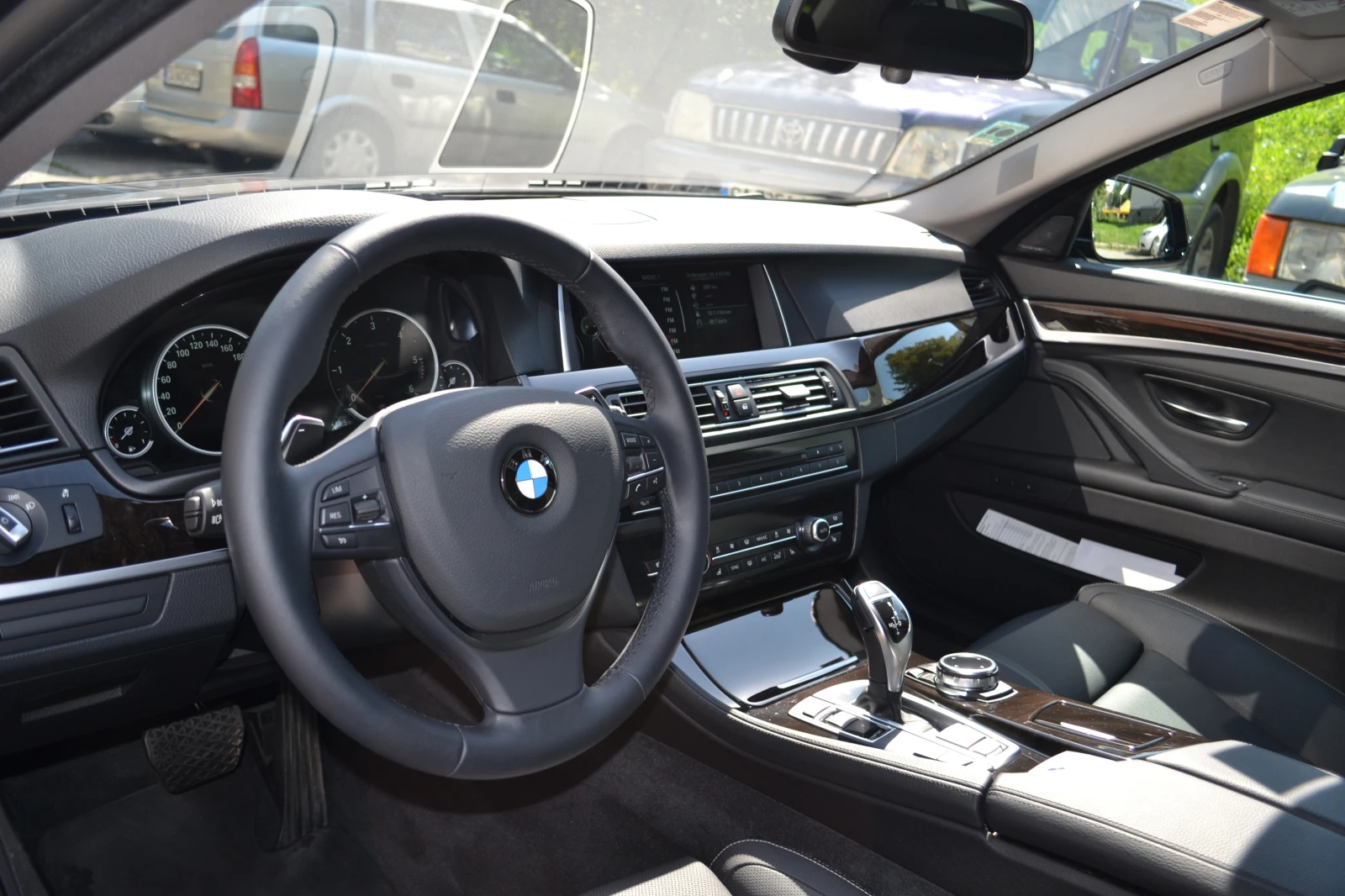 BMW 535 xDrive Luxury Line, снимка 7 - Автомобили и джипове - 55395182