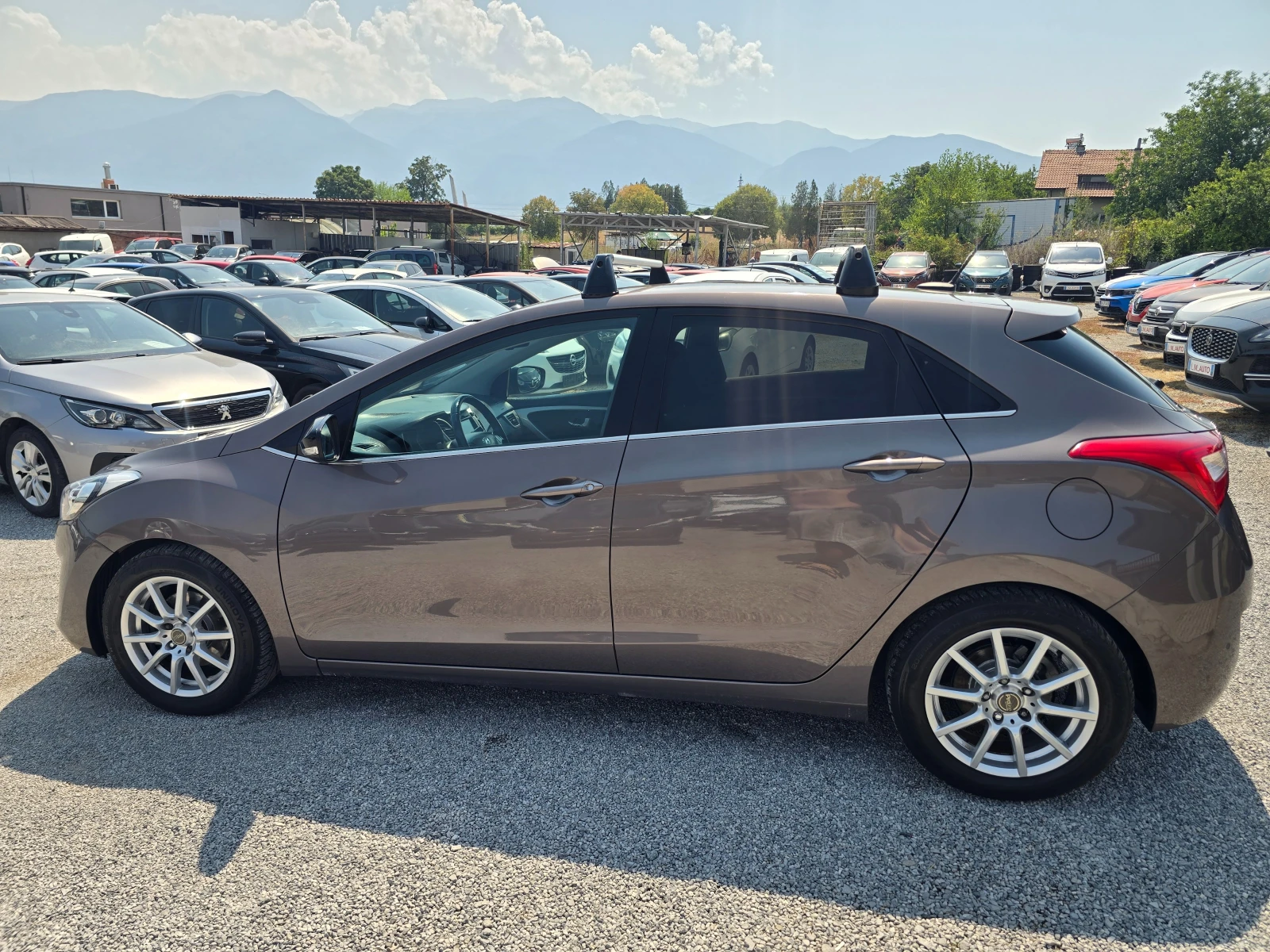 Hyundai I30 1.4I-100K.C-NAVI-CAMERA--EURO6, снимка 8 - Автомобили и джипове - 55703735