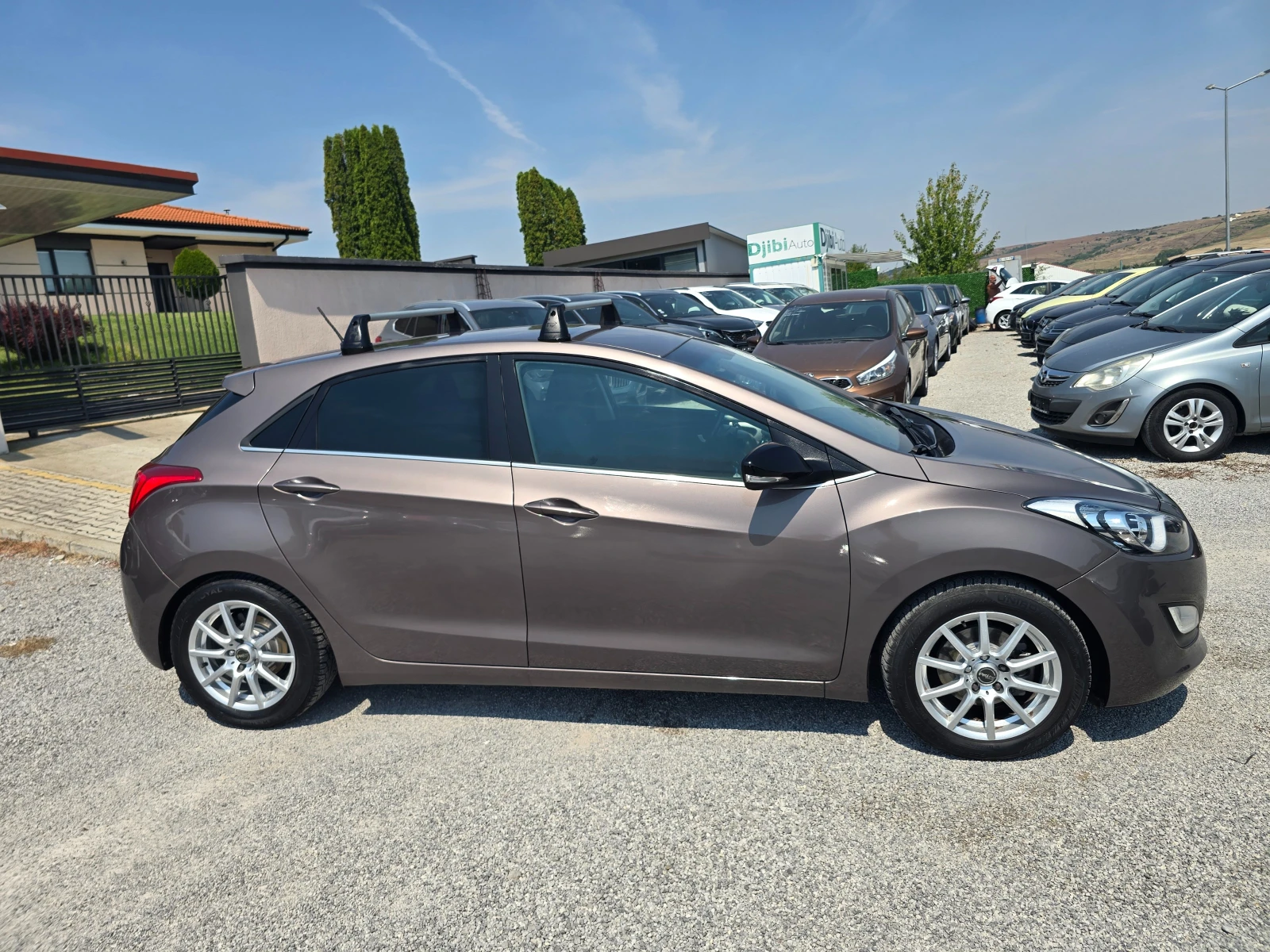 Hyundai I30 1.4I-100K.C-NAVI-CAMERA--EURO6, снимка 4 - Автомобили и джипове - 55703735