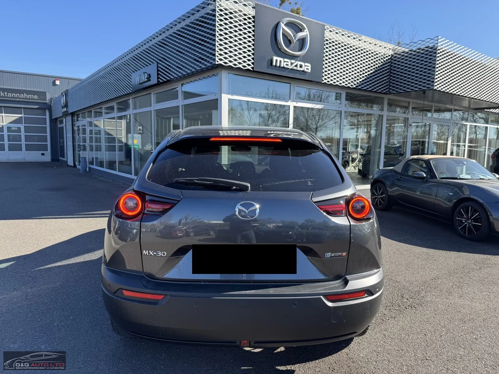 Mazda MX-30 PHEV/R-EV/170HP/EXCLUSIVE/CAM/NAVI/KLESS/809z, снимка 6 - Автомобили и джипове - 55737563