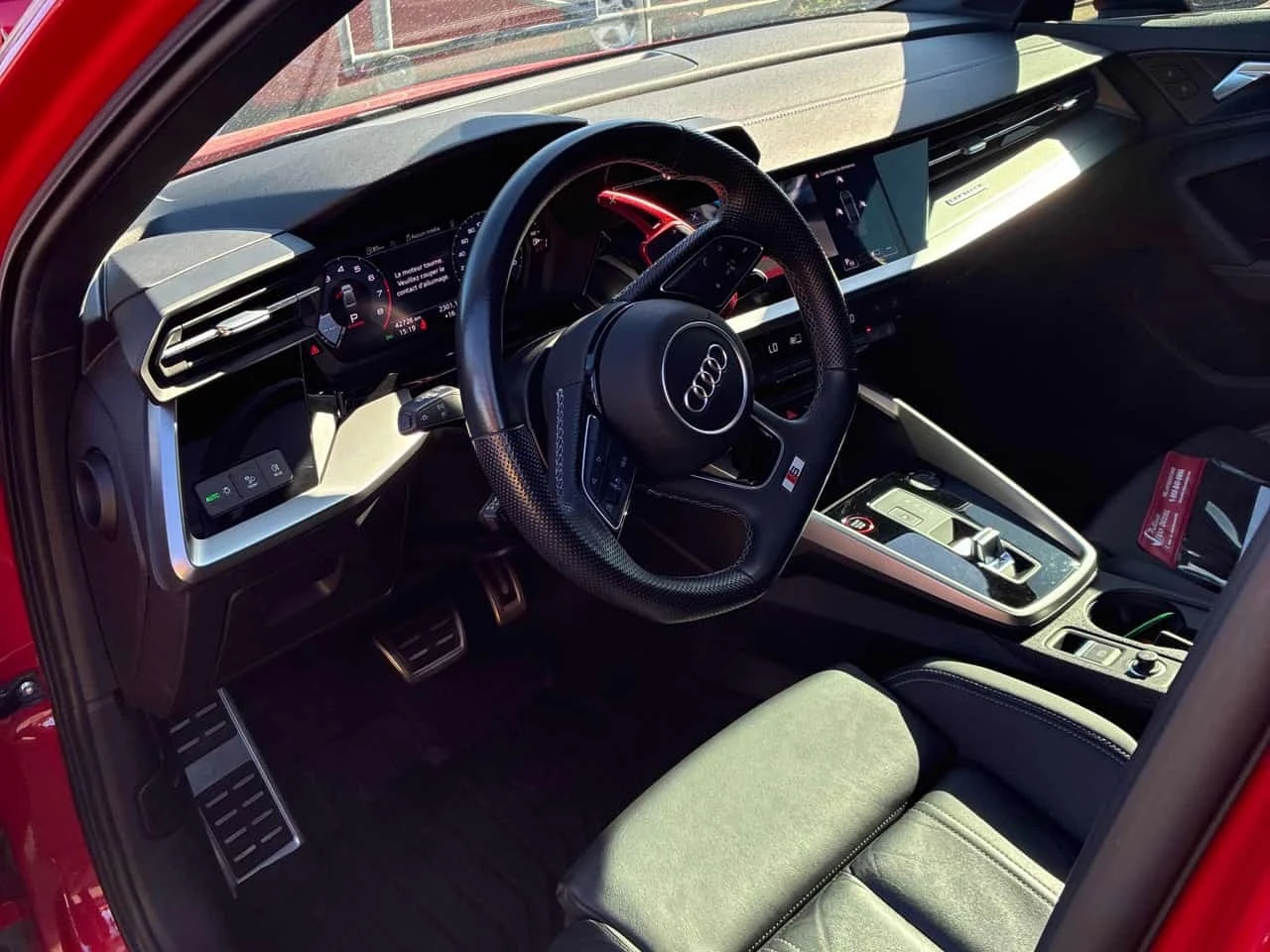 Audi S3 * Komfort * CARFAX * БЕЗ ПЪРВОНАЧАЛНА ВНОСКА, снимка 5 - Автомобили и джипове - 56198823
