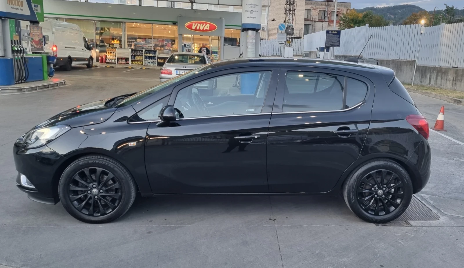 Opel Corsa 1.0i TURBO/NAVI/COSMO | Mobile.bg � ����������� 2