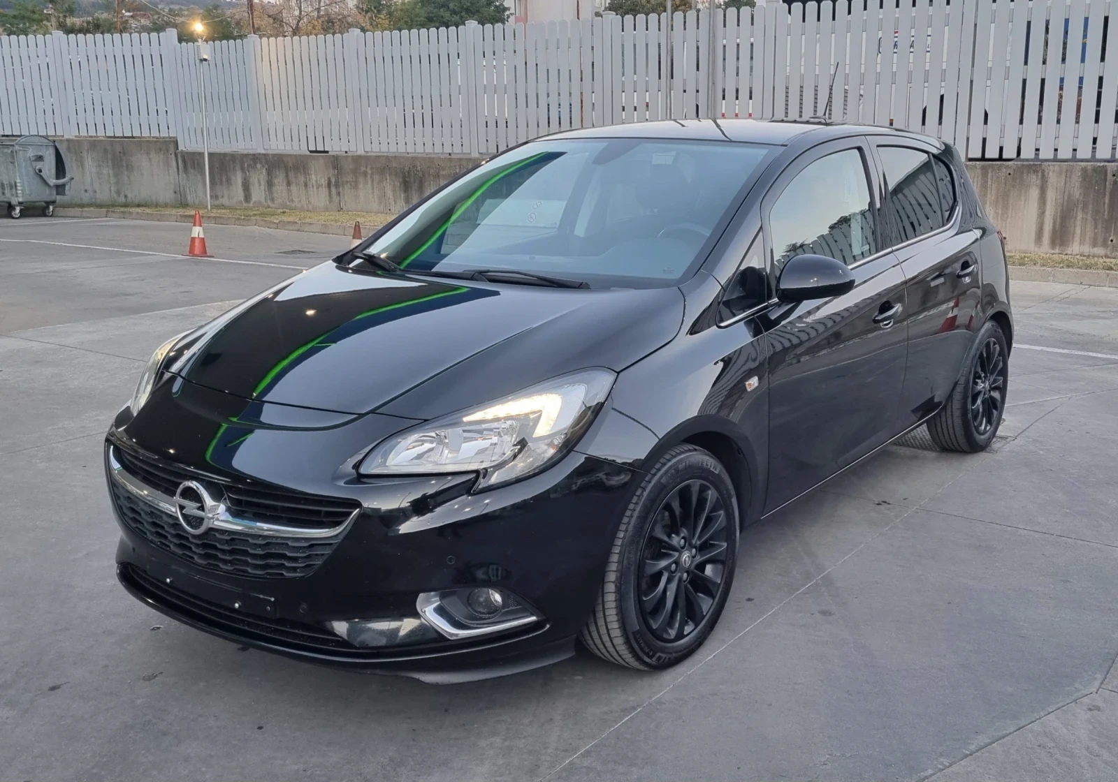 Opel Corsa 1.0i TURBO/NAVI/COSMO