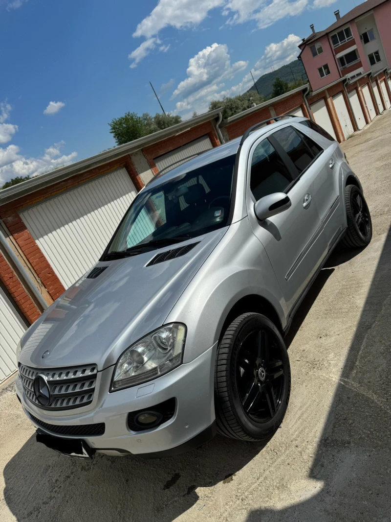 Mercedes-Benz ML 320, снимка 11 - Автомобили и джипове - 47186362