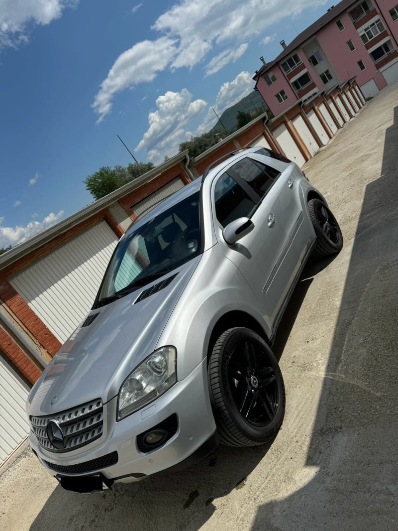 Mercedes-Benz ML 320, снимка 15 - Автомобили и джипове - 47186362