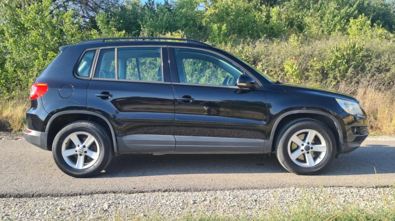 VW Tiguan, снимка 5 - Автомобили и джипове - 52562472