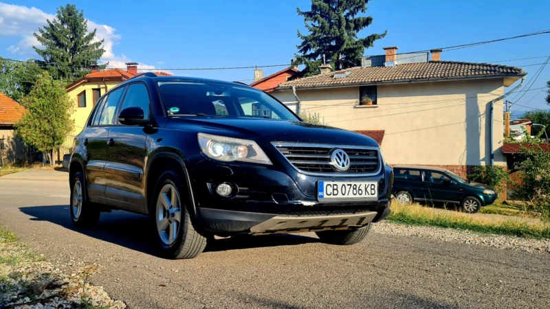 VW Tiguan, снимка 2 - Автомобили и джипове - 52562472