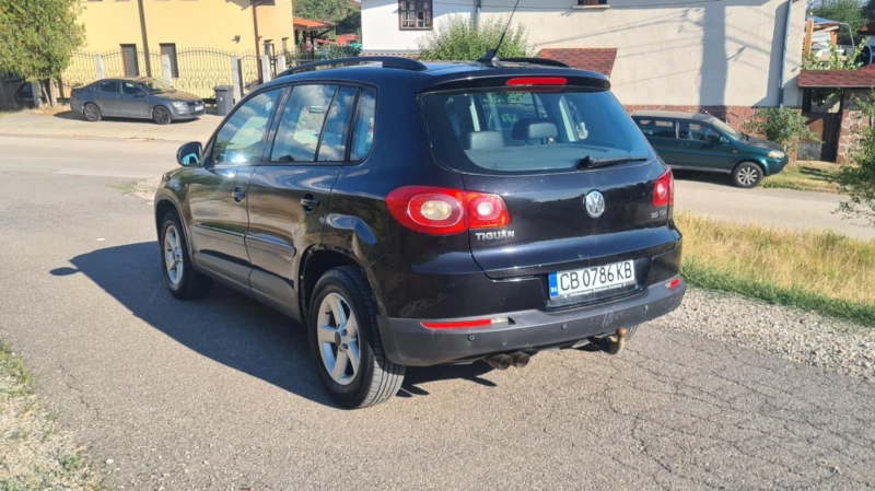 VW Tiguan, снимка 6 - Автомобили и джипове - 52562472