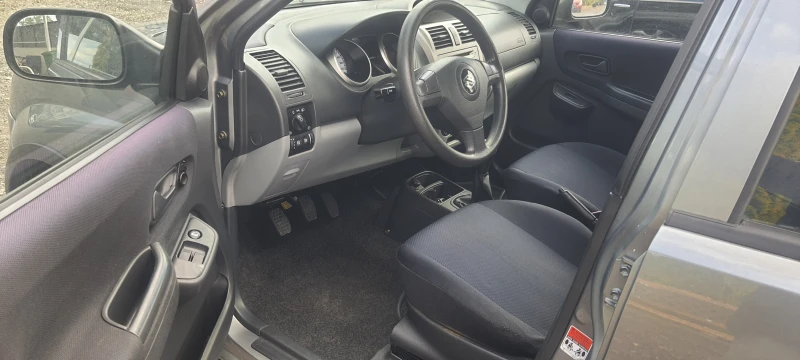 Suzuki Ignis 4X4, ГАЗ, ИТАЛИЯ, снимка 8 - Автомобили и джипове - 51996316