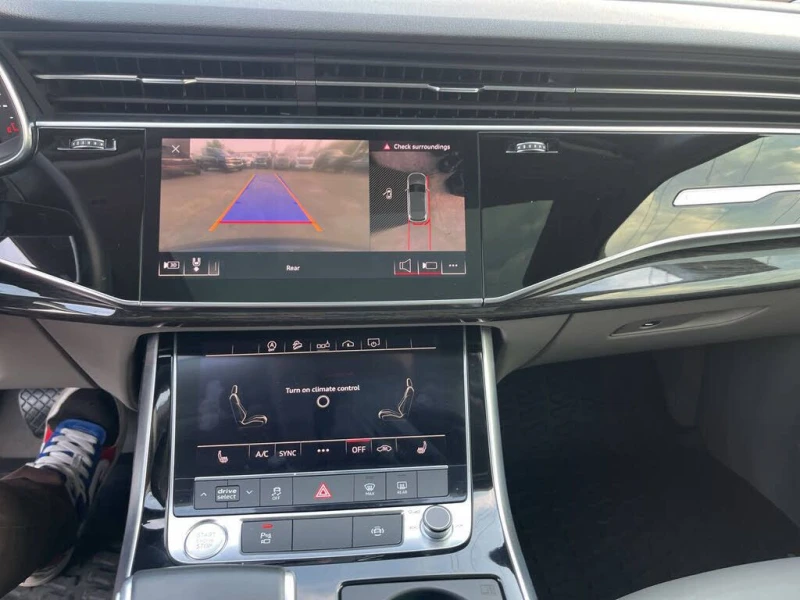 Audi Q7, снимка 7 - Автомобили и джипове - 52322777