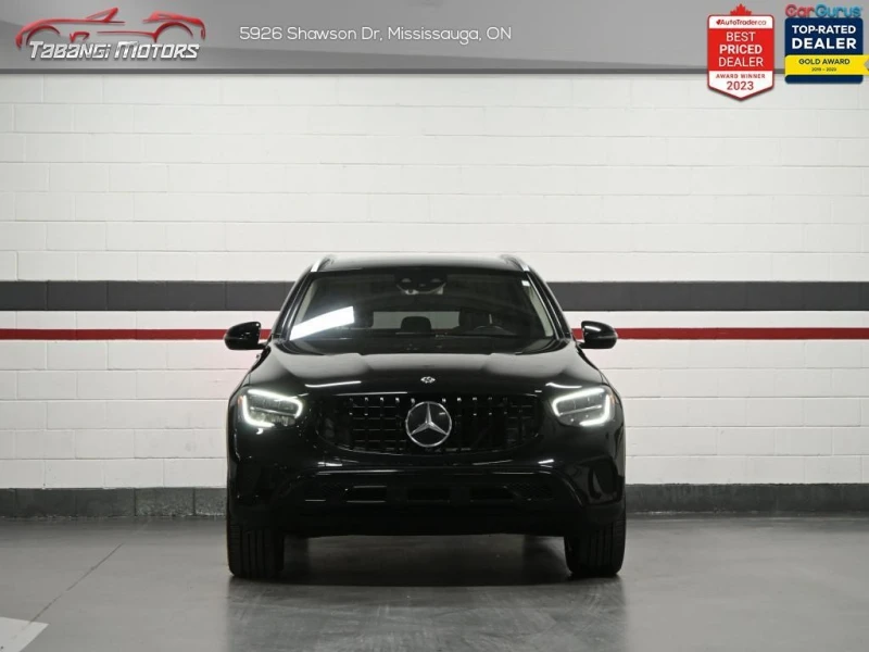 Mercedes-Benz GLC * 300 4MATIC No Accident Navigation Panoramic Roof, снимка 5 - Автомобили и джипове - 52892398