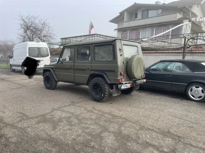 Mercedes-Benz G 300, снимка 3 - Автомобили и джипове - 53343115