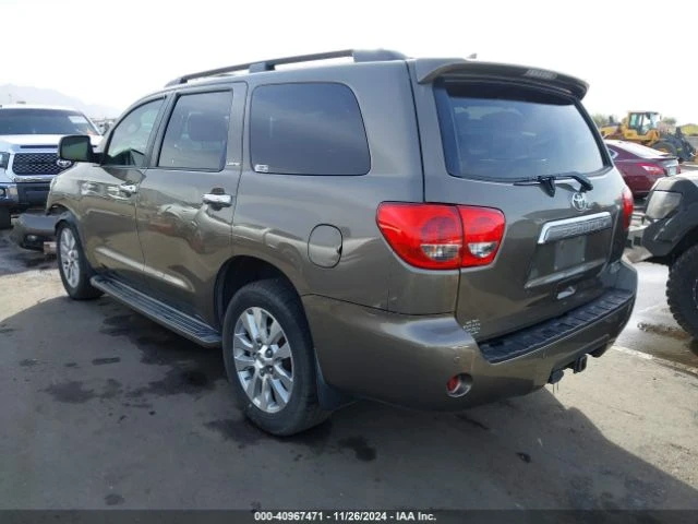 Toyota Sequoia LIMITED 5.7L V8, Налична сервизна, снимка 5 - Автомобили и джипове - 48447375