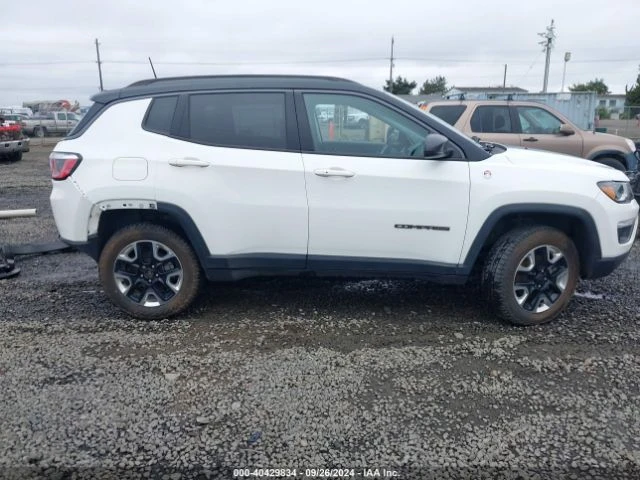 Jeep Compass Trailhawk 4x4 * Перфектна за ГАЗ!, снимка 8 - Автомобили и джипове - 48507365