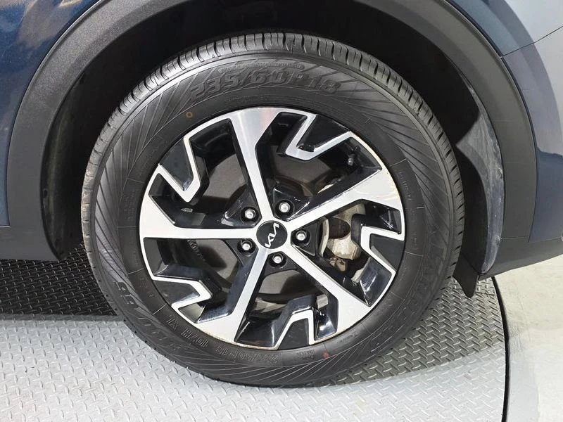 Kia Sportage 1.6 230 hp Automatic, снимка 5 - Автомобили и джипове - 55853254