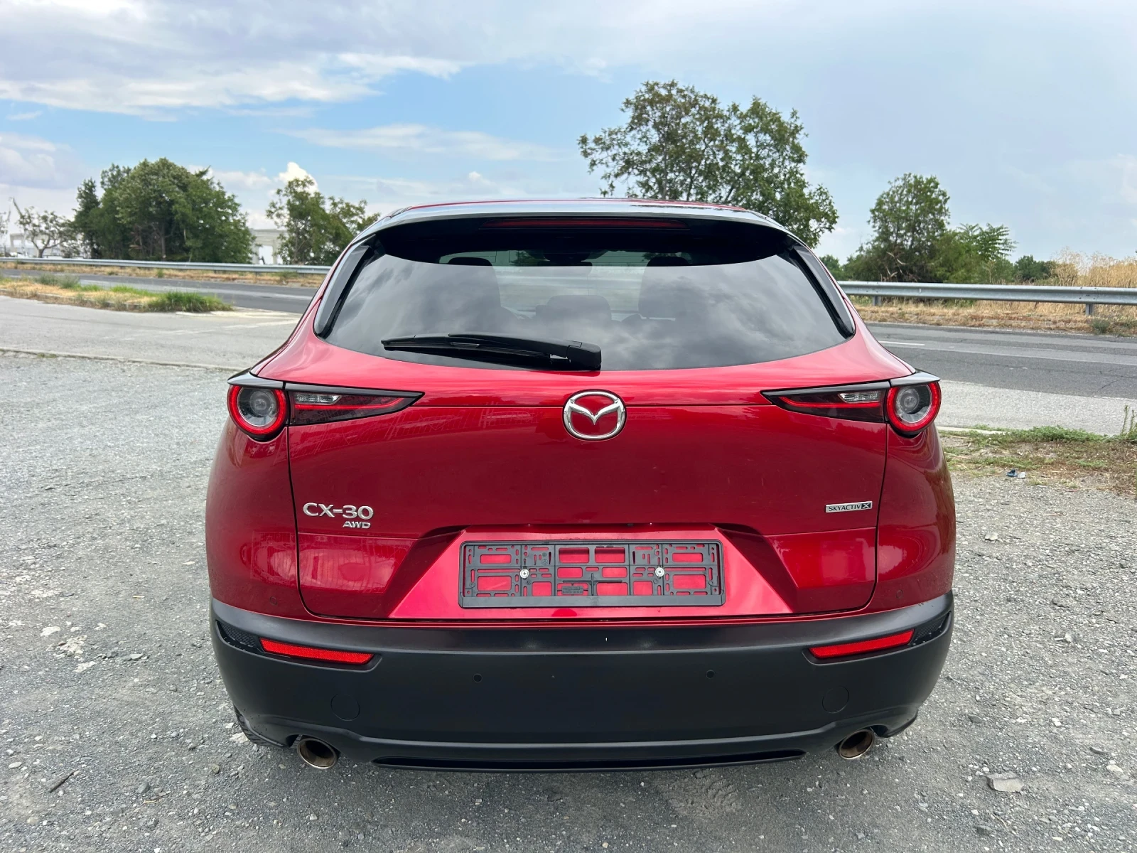 Mazda CX-30 2.0i MILD-HYBRID / REVOLUTION / 360КАМЕРА / ЕВРО6+ - изображение 6
