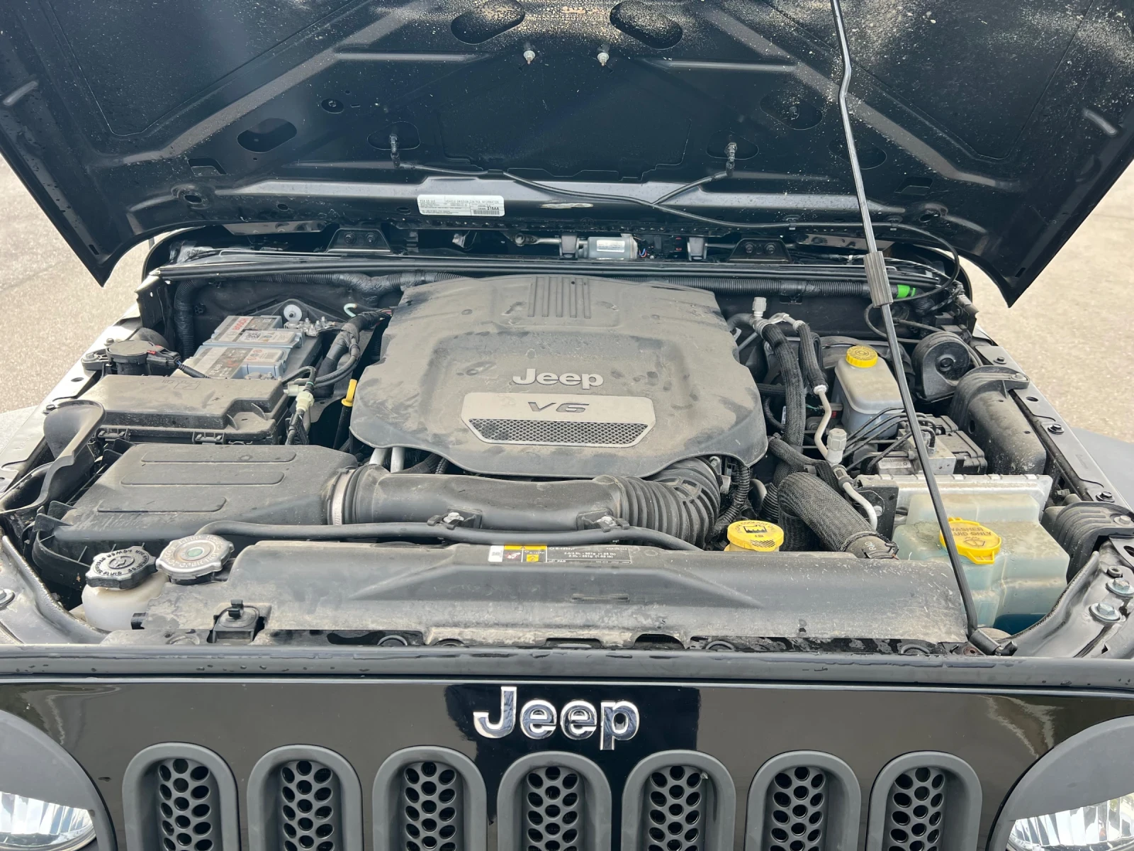 Jeep Wrangler 3.6 V6 AUTOMATIC - изображение 10