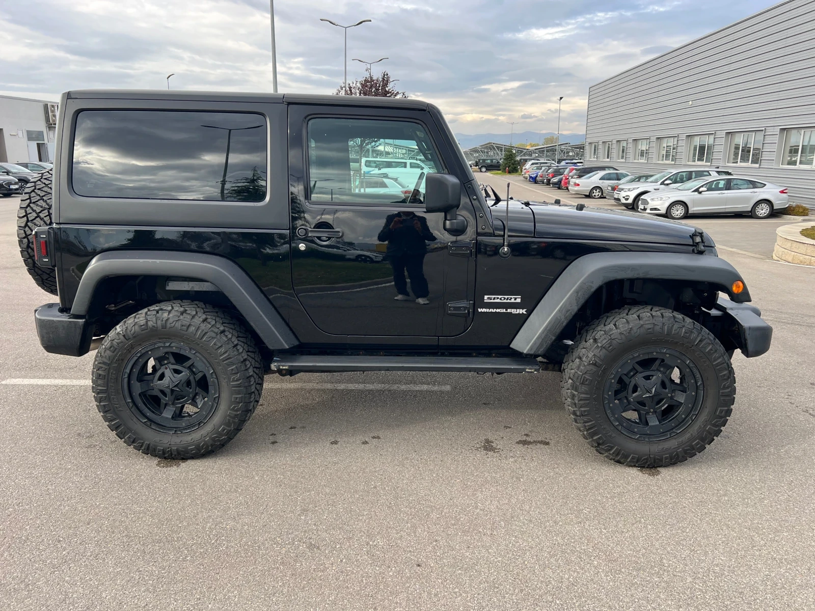 Jeep Wrangler 3.6 V6 AUTOMATIC - изображение 4