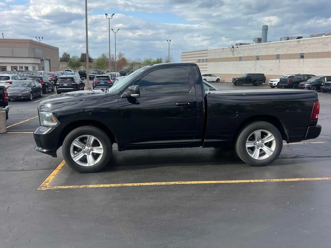 Dodge RAM 1500 * Sport * ГЛАВНО ПРЕДСТАВИТЕЛСТВО* , снимка 3 - Автомобили и джипове - 54412461