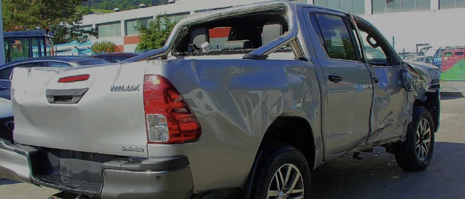 Toyota Hilux 2.4D AVTOMAT, снимка 4 - Автомобили и джипове - 54662193