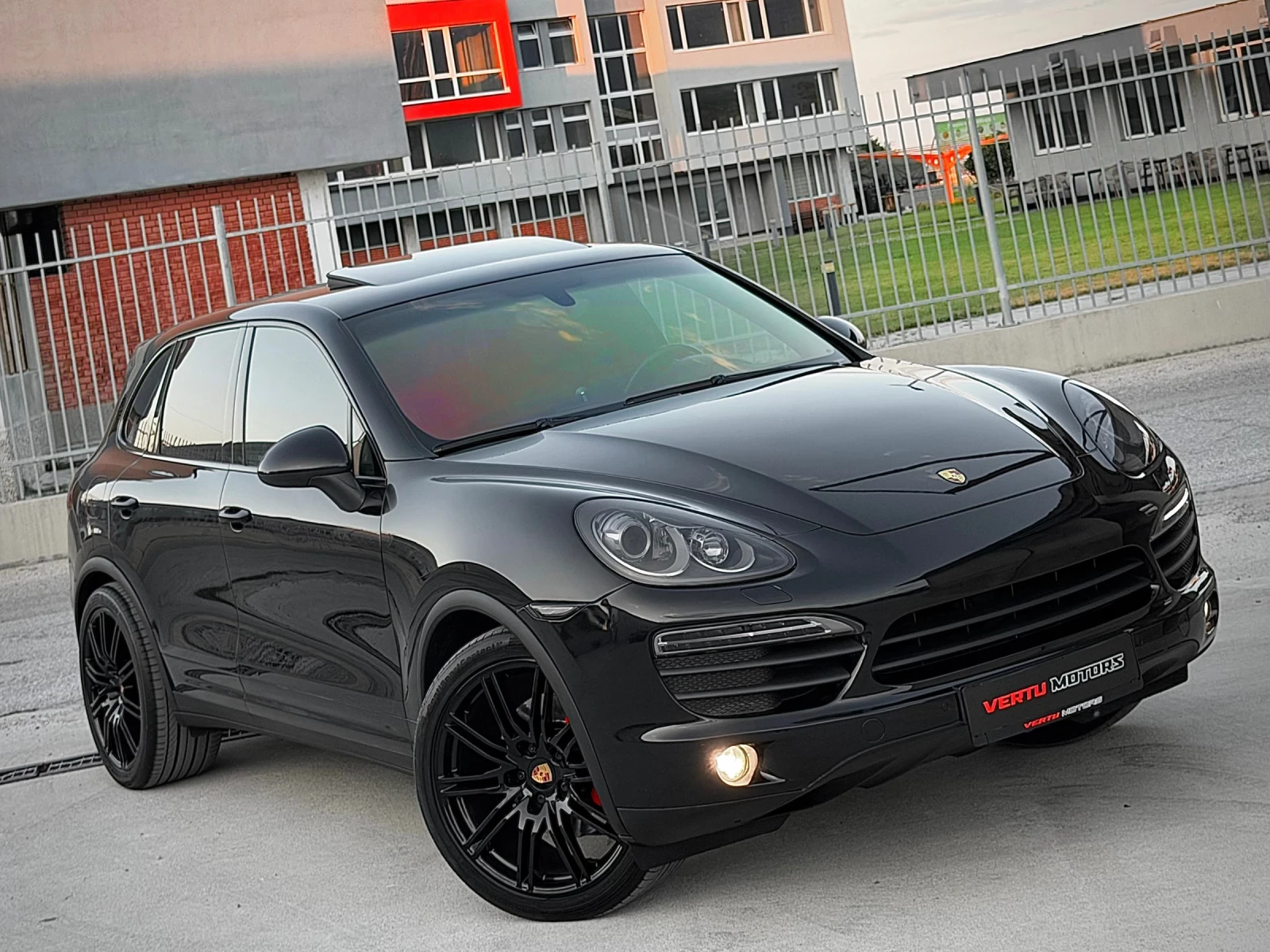 Porsche Cayenne S 4.8i 400ps/ TURBO PACK/ 3xTV/ 21 zoll/ PCM/