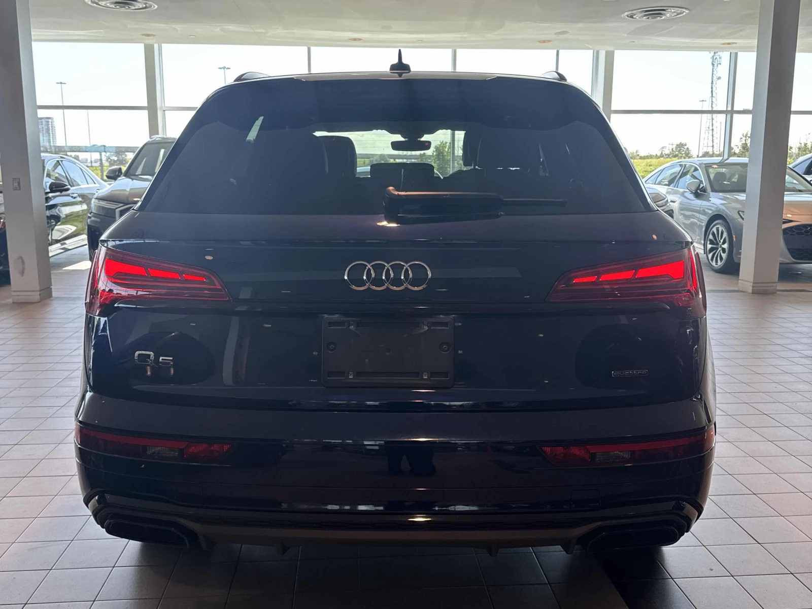 Audi Q5, снимка 4 - Автомобили и джипове - 55689535