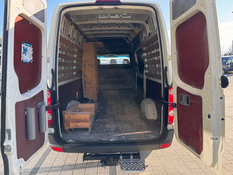 VW Crafter 2.5TDI Клима L2H2, снимка 14 - Бусове и автобуси - 43778684