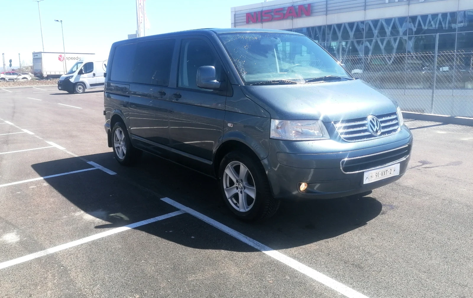 VW T5 2.5 5+ 1 места Клима Нави, снимка 3 - Бусове и автобуси - 54137675