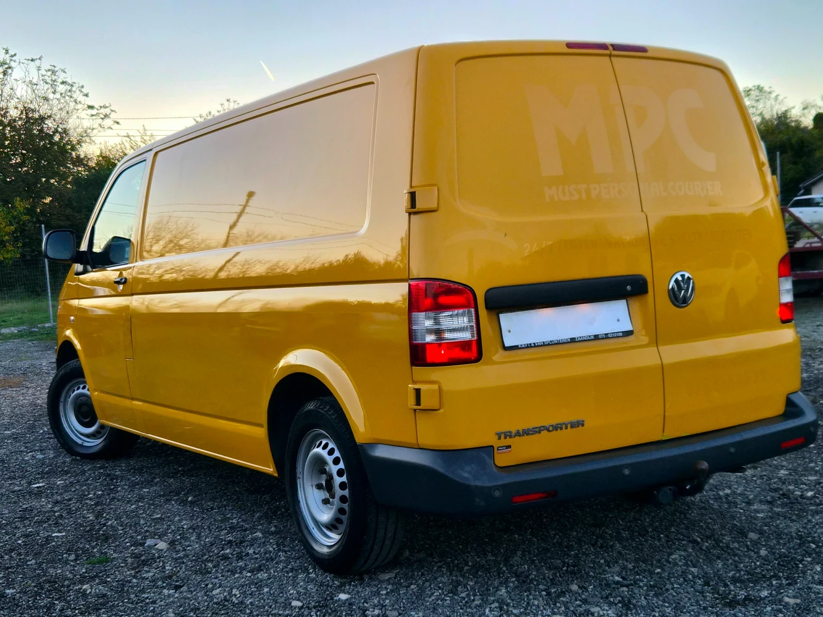 VW Transporter 2.0TDI* 140k.6скорости, снимка 5 - Бусове и автобуси - 56677527