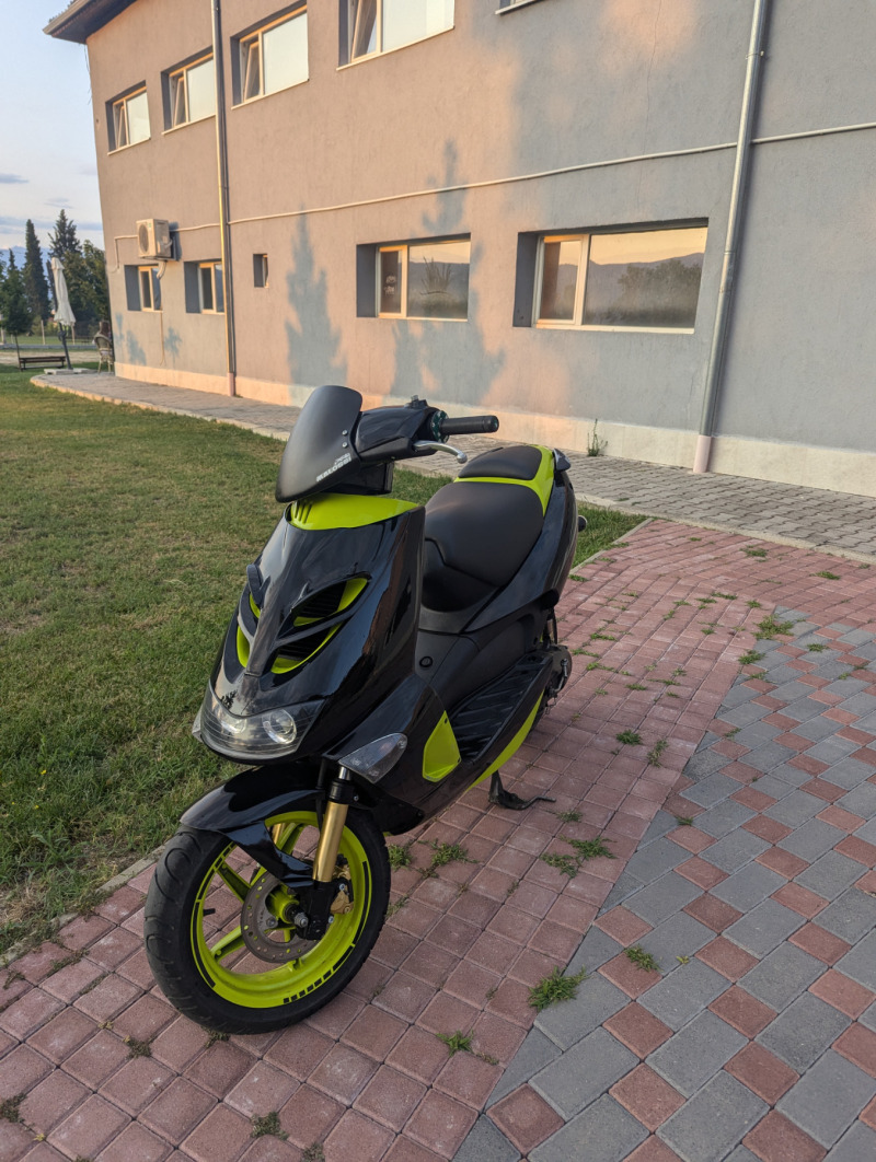 Aprilia Sr 70сс, снимка 3 - Мотоциклети и мототехника - 46697907