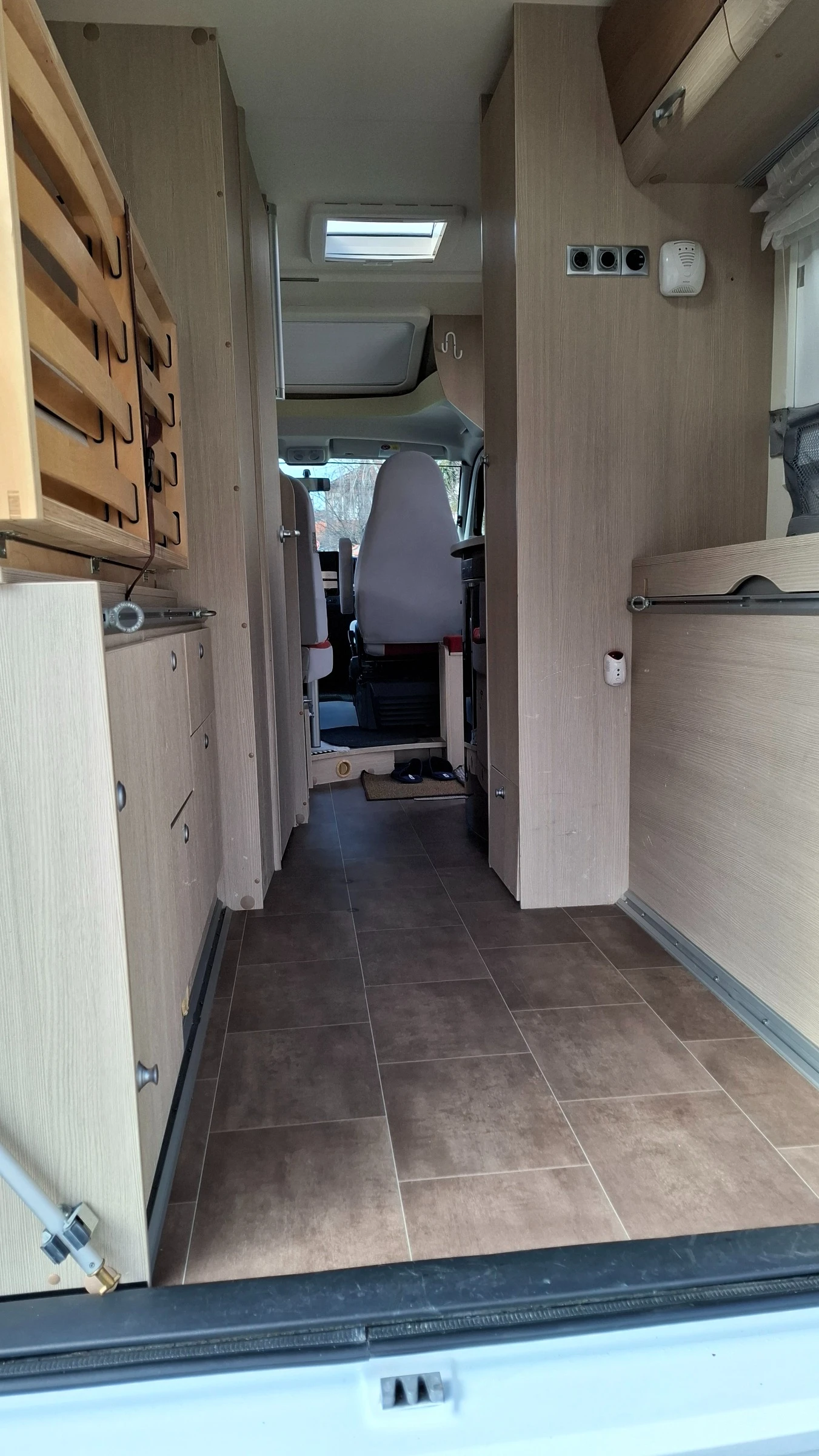 ������ Burstner �600 | Mobile.bg � ����������� 13