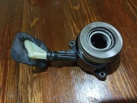 ПРОДАВАМ НОВА ЛАГЕР ПОМПА ЗА СЪЕДИНИТЕЛ LuK, снимка 4