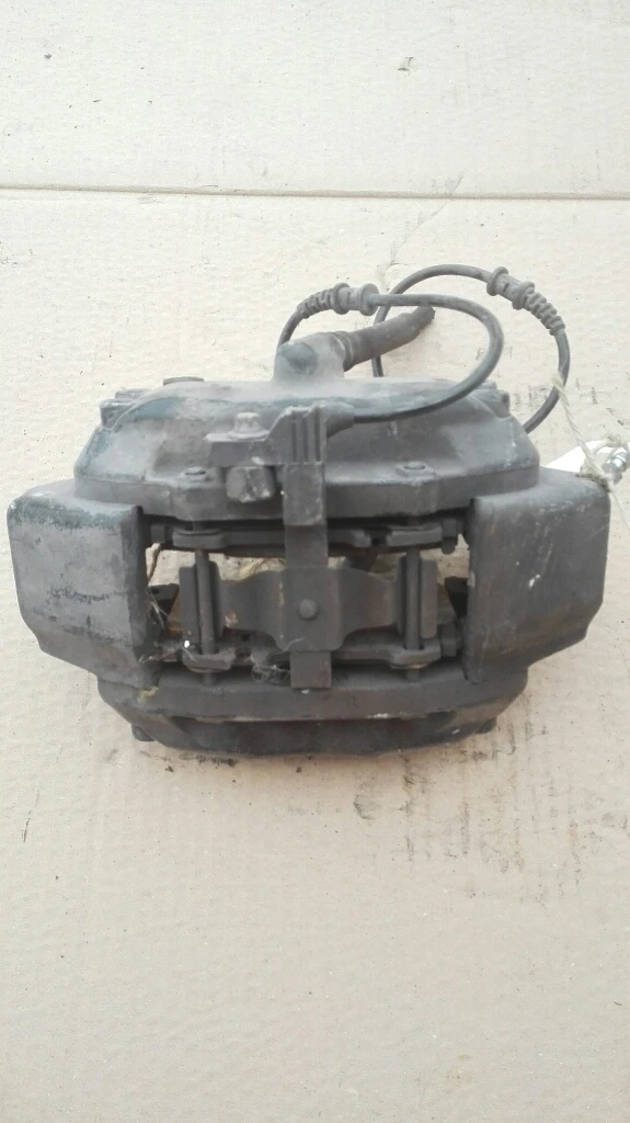 Спирачен апарат преден десен Мерцедес S320 W220