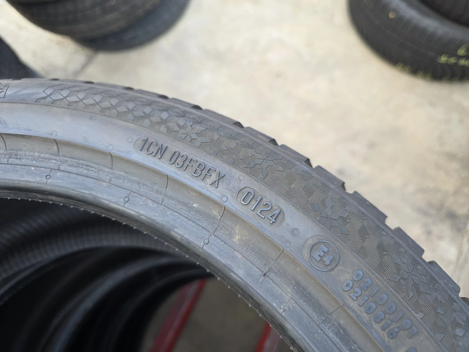 ���� 225/40R18 | Mobile.bg � ����������� 11