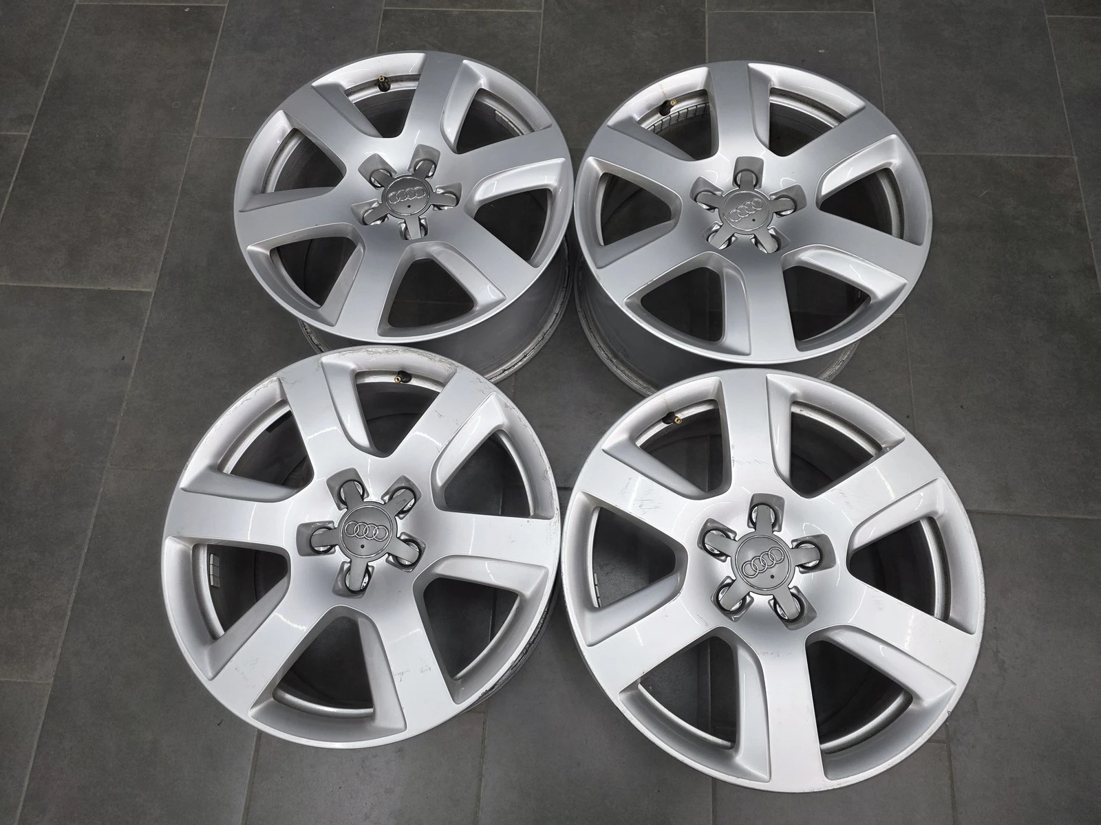 Джанти за Audi, снимка 3 - Гуми и джанти - 56719567
