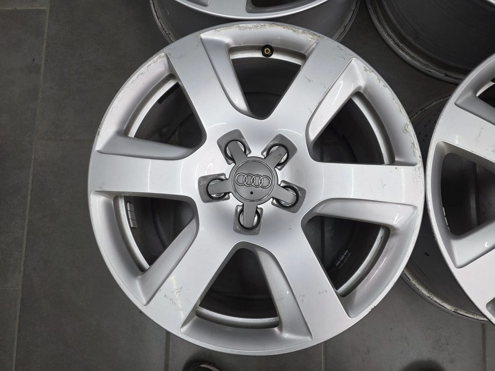 Джанти за Audi, снимка 7 - Гуми и джанти - 56719567