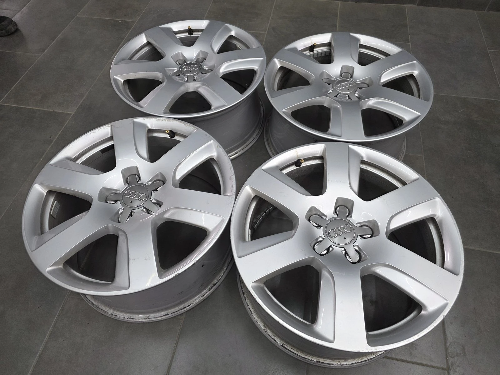 Джанти за Audi, снимка 4 - Гуми и джанти - 56719567