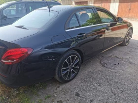 Mercedes-Benz E 200, снимка 4