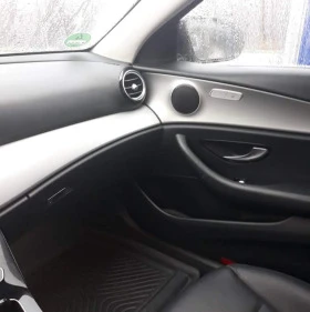 Mercedes-Benz E 200, снимка 3