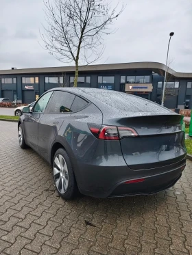 Tesla Model Y Long Range 75kWh, Dual Motor, Premium, Дек.2021г., снимка 6