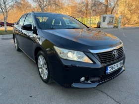     Toyota Camry V6.       !