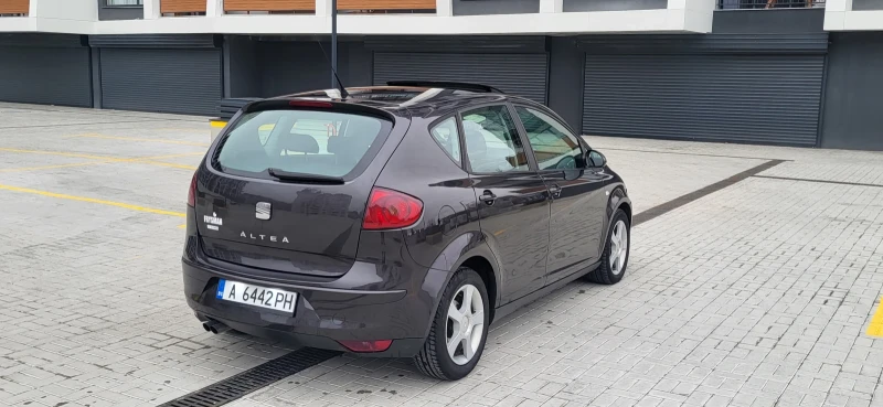 Seat Altea 2.0 TDI, снимка 9 - Автомобили и джипове - 48212275