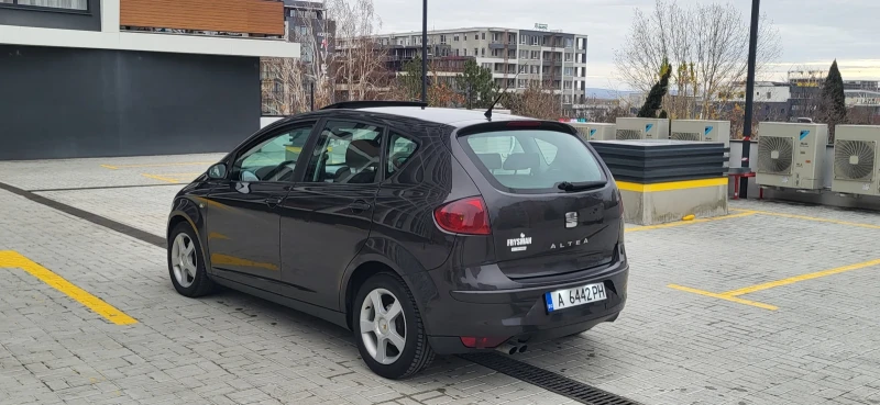 Seat Altea 2.0 TDI, снимка 8 - Автомобили и джипове - 48212275