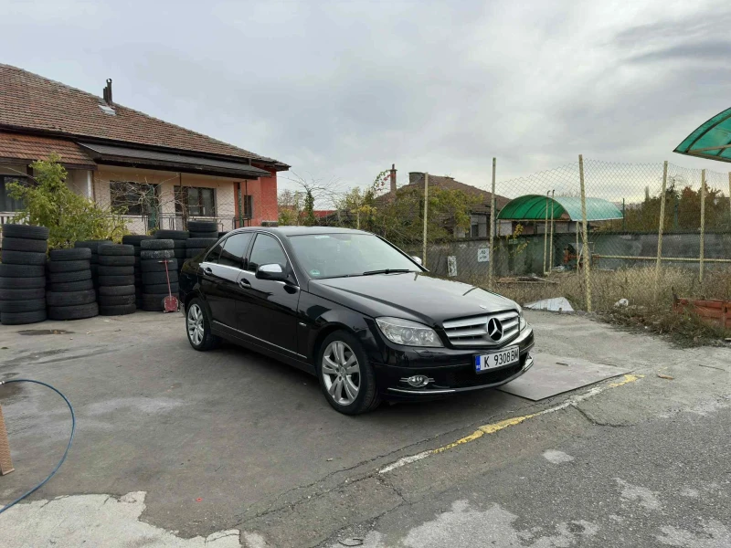 Mercedes-Benz C 220, снимка 2 - Автомобили и джипове - 52537628
