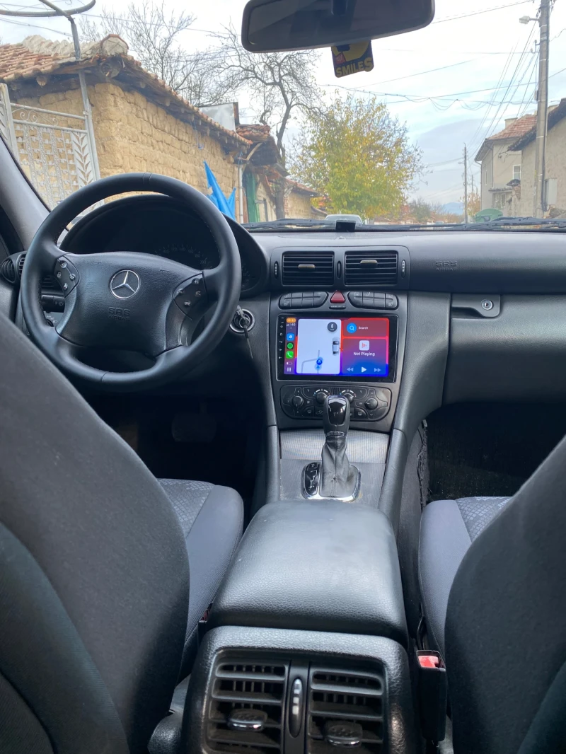 Mercedes-Benz C 220, снимка 5 - Автомобили и джипове - 52447659