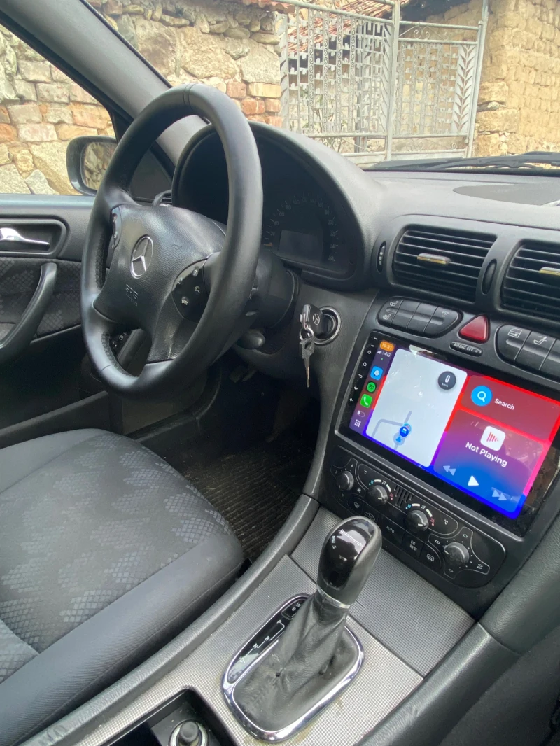 Mercedes-Benz C 220, снимка 7 - Автомобили и джипове - 52447659