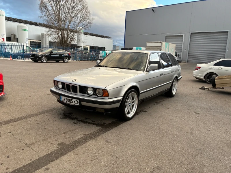 BMW 520, снимка 2 - Автомобили и джипове - 52978331