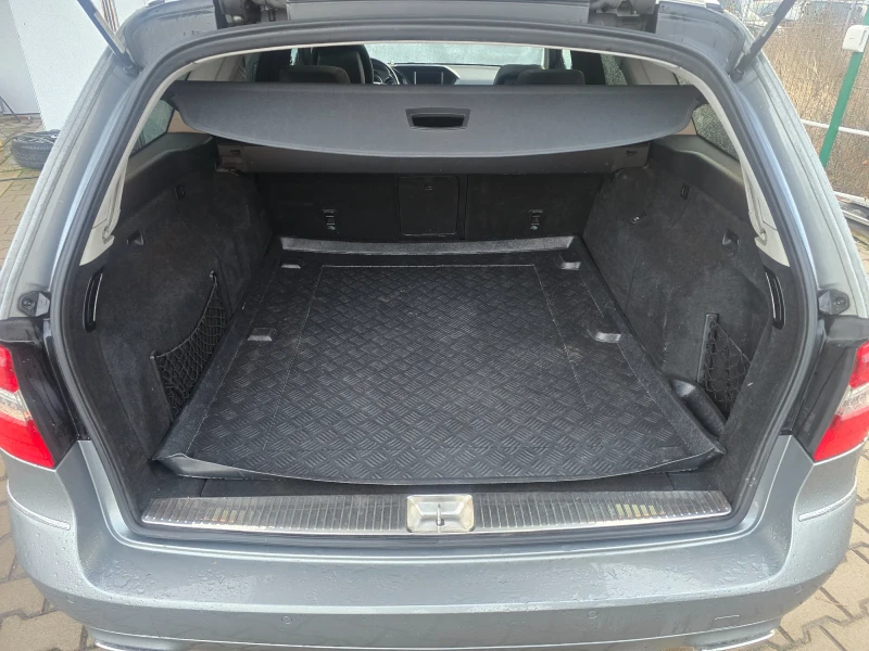 Mercedes-Benz E 350 4Matic ГАРАЖЕН ВСИЧКО ПЛАТЕНО , снимка 10 - Автомобили и джипове - 53285418
