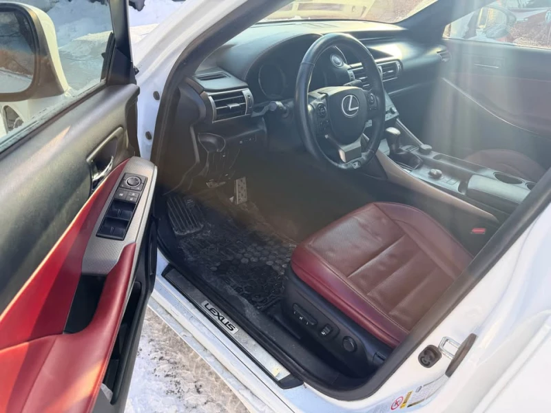 Lexus IS 250  F-sport PACK | AWD | ОБДУХВАНЕ | ФИКСИРАНА ЦЕНА, снимка 8 - Автомобили и джипове - 53539783