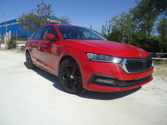 Skoda Octavia 4x4 2.0 TDI ESTATE AMBITION - изображение 2
